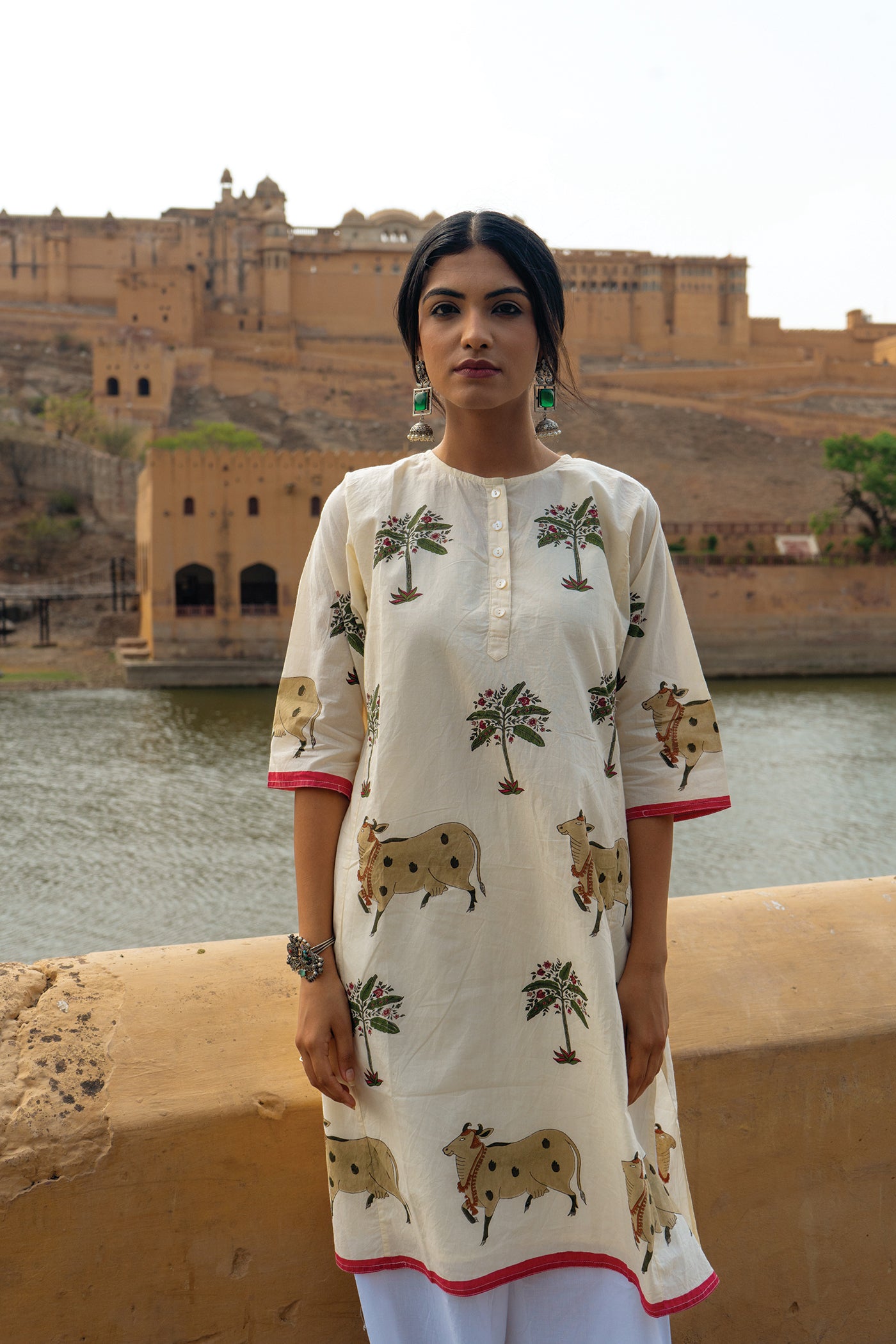 Indian Pichwai - Hand Block Printed Antique White Straight Panel Kurta With Pant (SET OF 2)