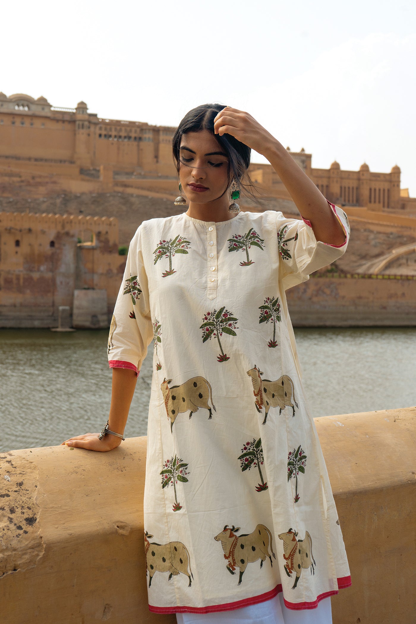 Indian Pichwai - Hand Block Printed Antique White Straight Panel Kurta With Pant (SET OF 2)