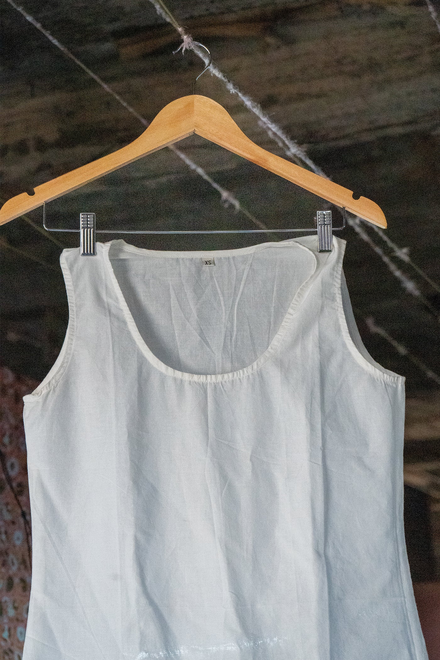 Mulmul Cotton White Straight Lining - Knee Length